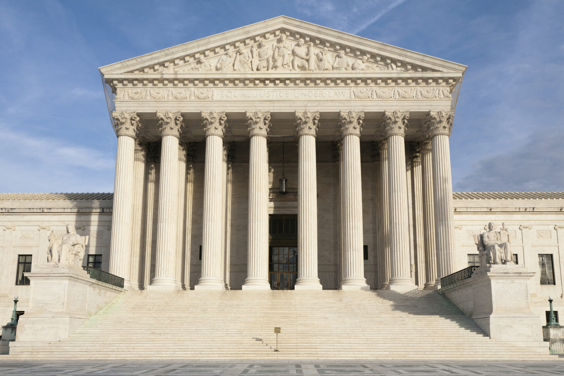 A picture of a courtroom, the arena for many of the recent employment law cases we have been keeping an eye on.